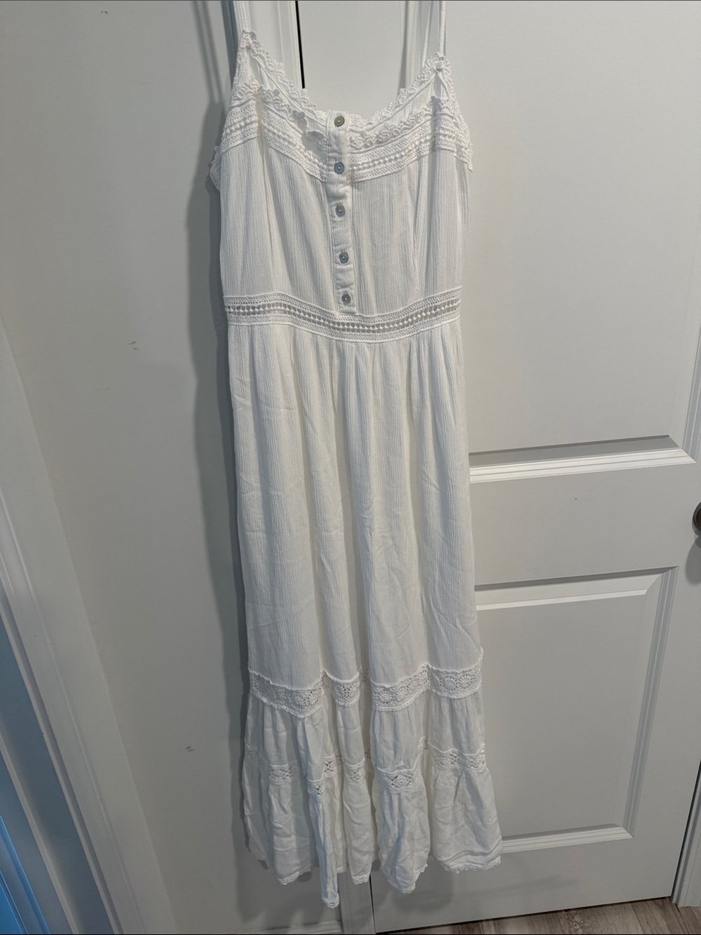 Forever 21 White Maxi Lace-Trim Button Front dress